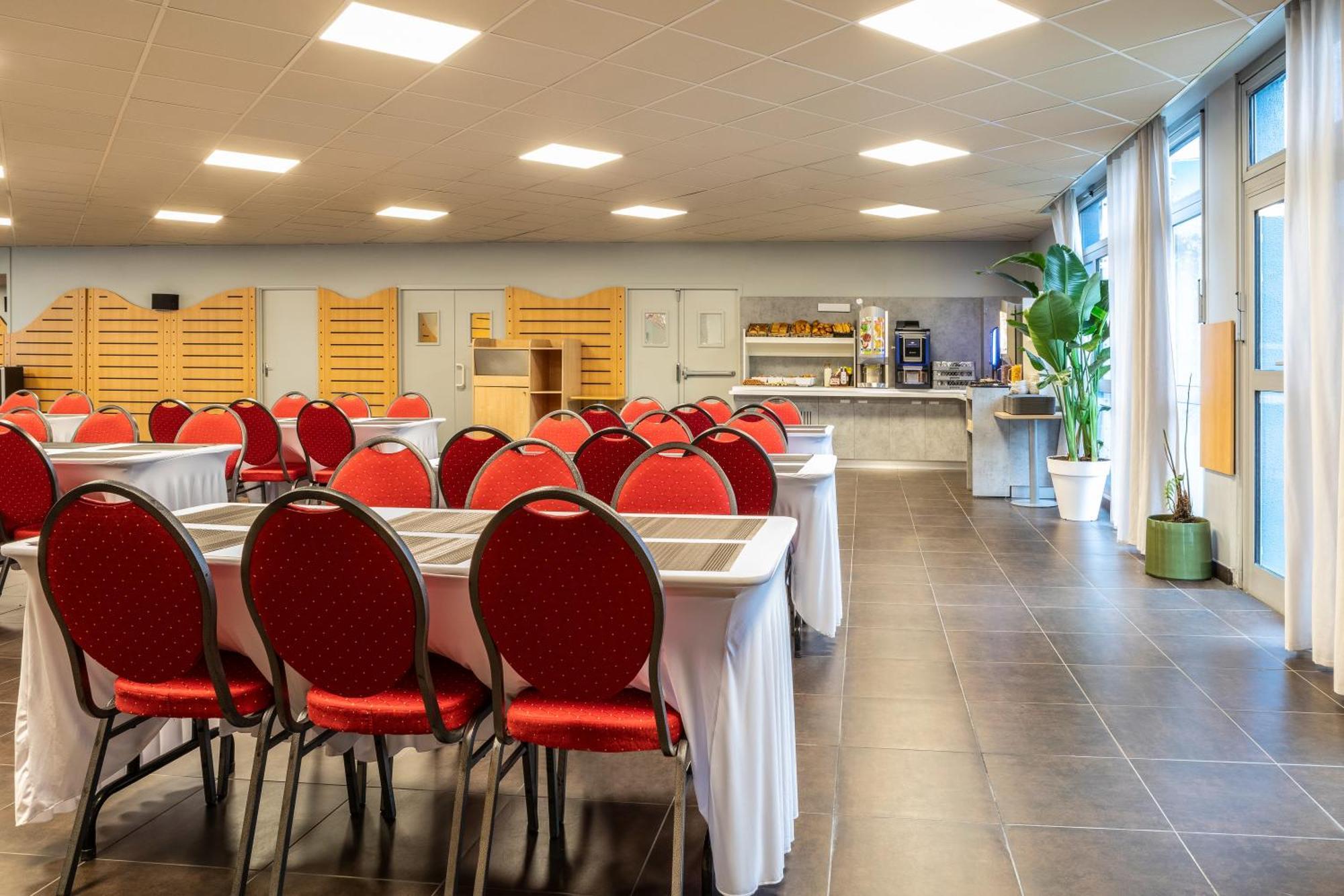 Ibis Budget Paris Porte D'Aubervilliers Exterior photo